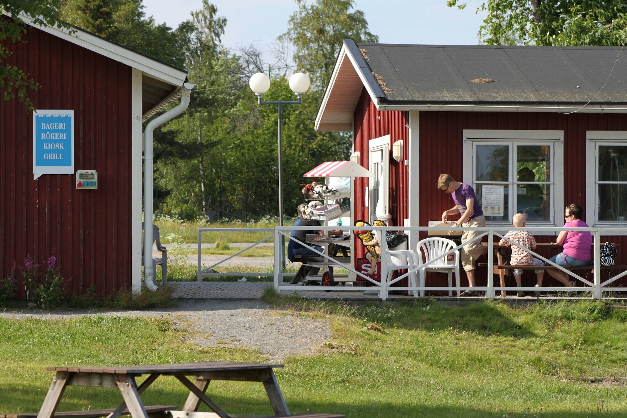 Kukkolaforsen Turist&Konferens Hotell Eksteriør bilde